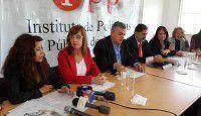 Buscan extender la licencia por maternidad