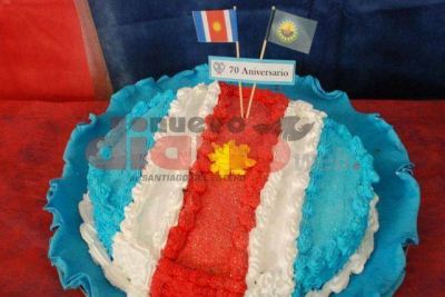 Residentes santiague�os celebraron a puro folclore