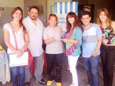 SE ENTREGARON MICROCR�DITOS A EMPRENDEDORAS LOCALES