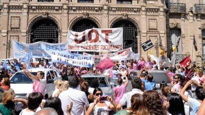 Docentes van por un sueldo m�nimo de $ 6.000