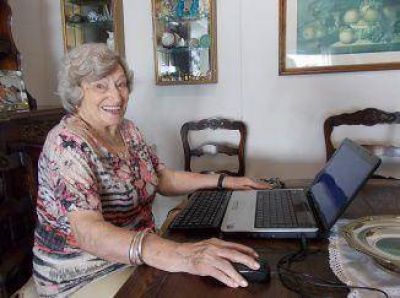 La abuela quilme�a Lidia Rosa Cocco cumple hoy 100 a�os