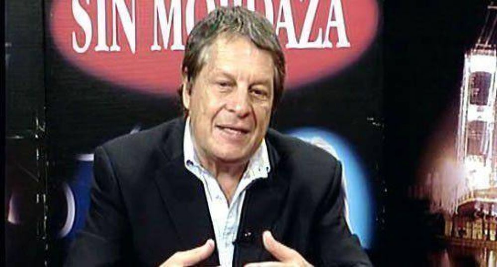 "Hay que dar una vuelta de hoja a la vieja pol�tica"