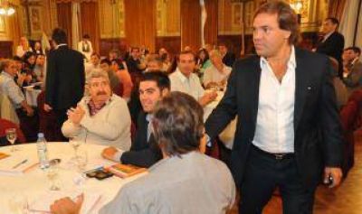 El Gabinete de Scioli se reuni� con 50 concejales de la sexta secci�n