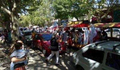 Los docentes salieron a la calle