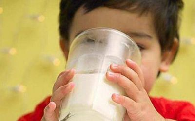 Por una deuda de la Provincia, 12 mil chicos de Pilar dejaron de recibir la leche del Plan M�s Vida