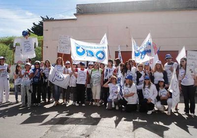 UDO march� y protest� frente a la sede de IOMA