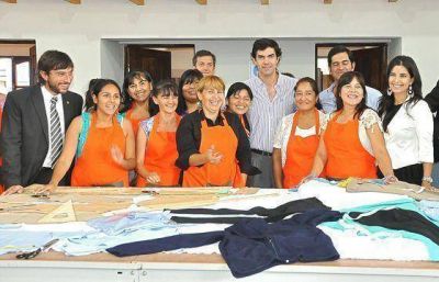 �Apostamos a la f�brica social para crear un c�rculo virtuoso de desarrollo, progreso e inclusi�n� dijo Urtubey