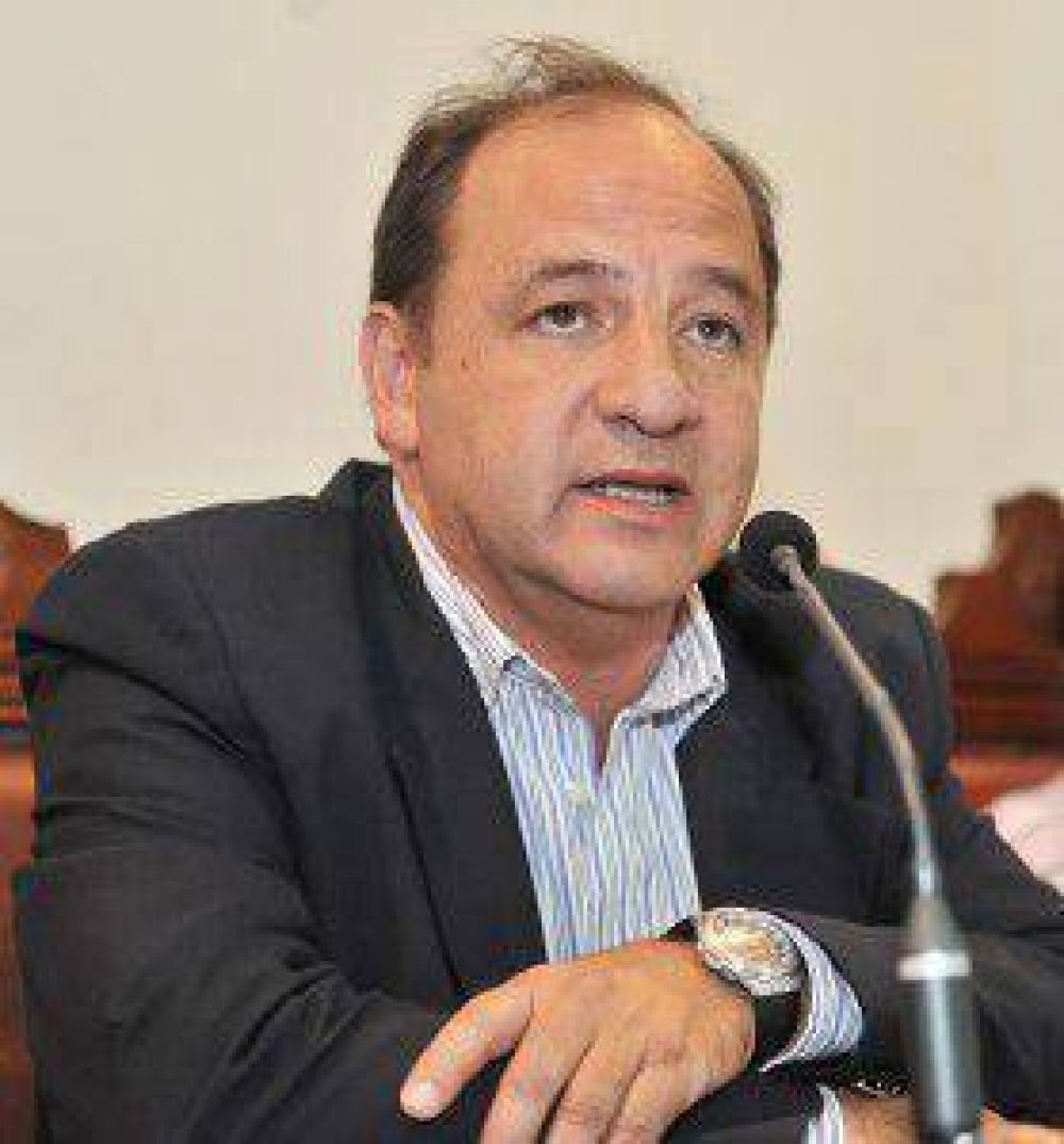 �Si obviamos los problemas del municipio, nos alejamos de la gente�