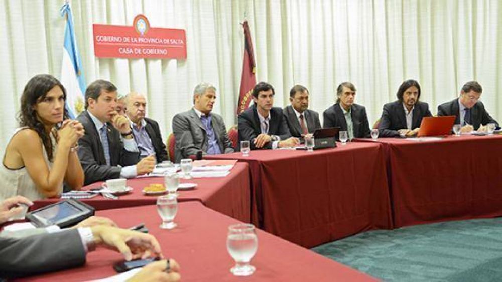 Zottos volvi� a las reuniones de gabinete