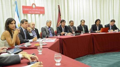 Zottos volvi� a las reuniones de gabinete