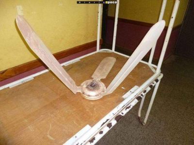 Cay� un ventilador en una escuela e hiri� a tres ni�as