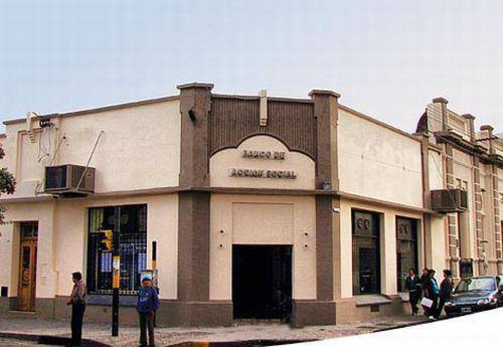 En Jujuy: imputan a varios funcionarios del gobernador Fellner por irregularidades en el BAS