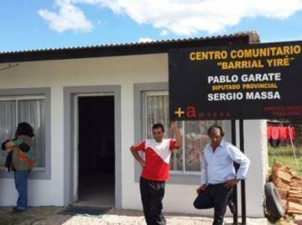 El Frente Renovador inaugur� el Centro Comunitario 