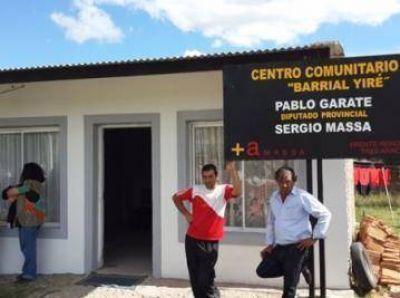 El Frente Renovador inaugur� el Centro Comunitario 