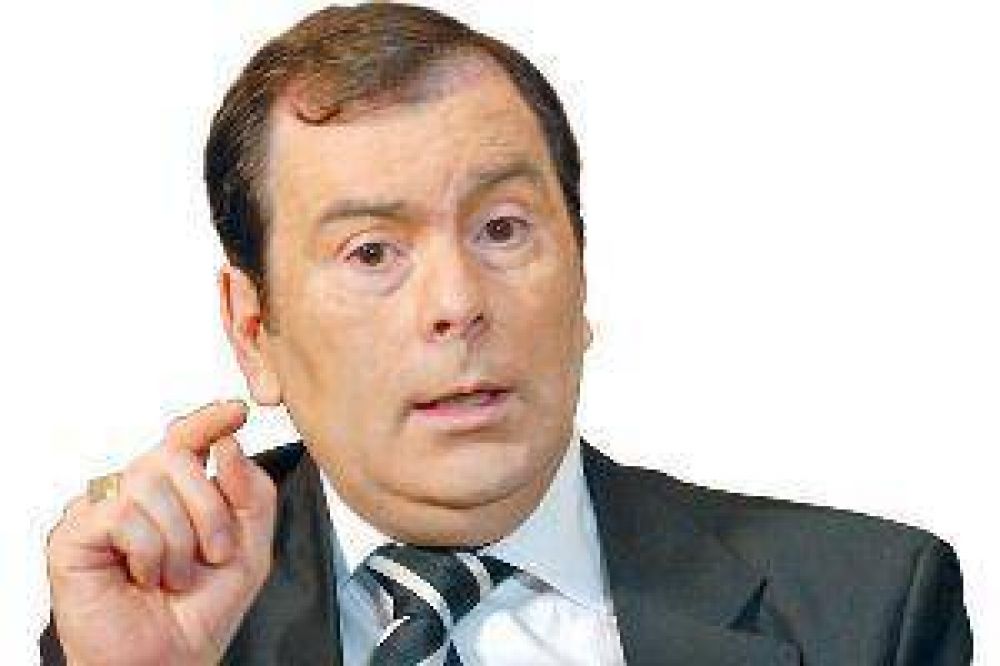 Zamora: "Jam�s pedimos pr�stamos a la Naci�n para pagar sueldos"