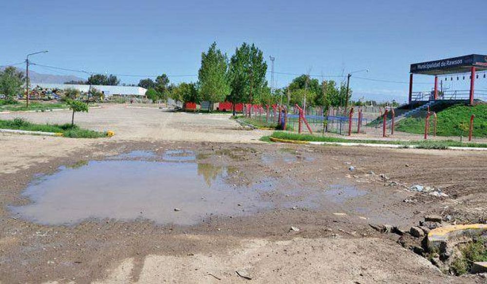 Piden mejorar el mantenimiento del Vel�dromo de Rawson