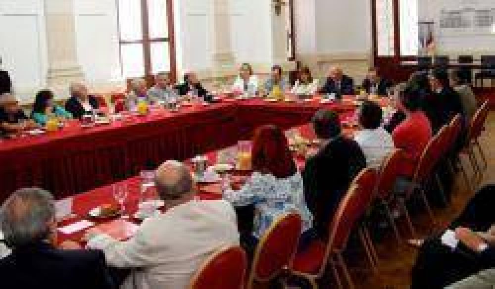 Bonfatti: �Este espacio nos permite anticiparnos para defender la producci�n y el trabajo�