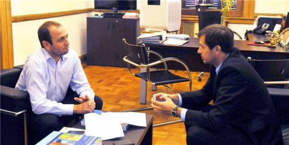 Eduardo Bucca se reuni� con el Subsecretario de Lecher�a de la Naci�n