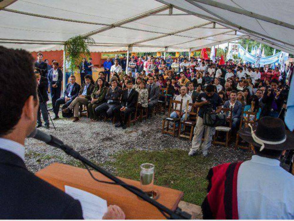 Se record� la figura del exgobernador Miguel Ragone