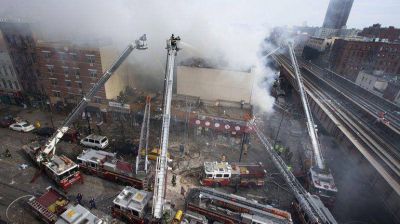 Explosi�n y derrumbe en dos edificios de Nueva York: al menos un muerto