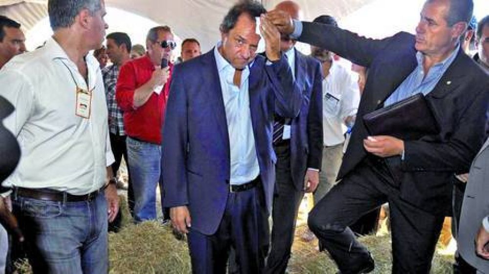 Crece la tensi�n entre Scioli y los maestros bonaerenses