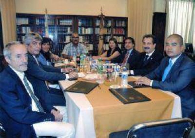 �La reforma debe ser un objetivo intelectual sano y desprovisto de intereses pol�ticos�