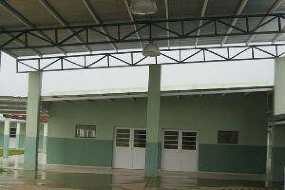 La gobernadora Claudia Zamora visitar� hoy Weisburd donde habilitar� una escuela primaria