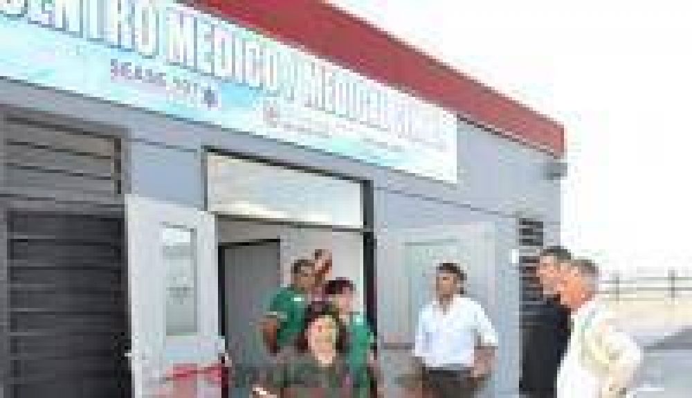 El ministro Mart�nez monitore� los servicios en el Aut�dromo