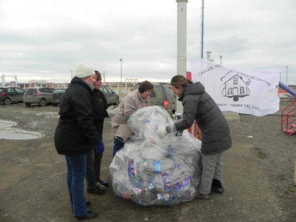 Colazo relanza la recolecci�n de Envases PET este s�bado en la Plaza de las Am�ricas