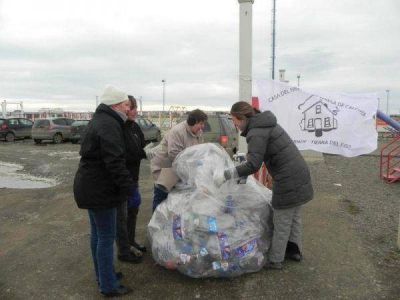 Colazo relanza la recolecci�n de Envases PET este s�bado en la Plaza de las Am�ricas