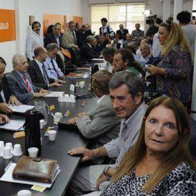 Estatales aceptaron propuesta de aumento salarial