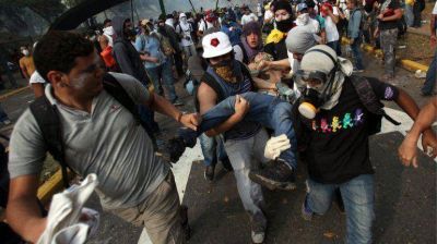 Nicol�s Maduro radicaliza la represi�n contra los opositores en Venezuela: tres muertos