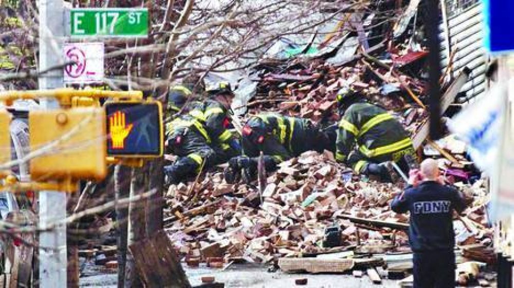 Explosi�n y derrumbe de 2 edificios en Nueva York: al menos 3 muertos