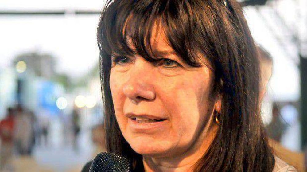 Gabriela Dufour defiende en la Legislatura la expropiaci�n de Alpesca