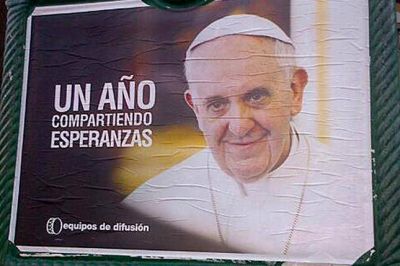 El afiche kirchnerista que celebra el a�o del pontificado de Francisco