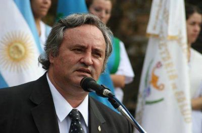 "Estamos para defender y proteger a nuestra gente", dijo De la Torre
