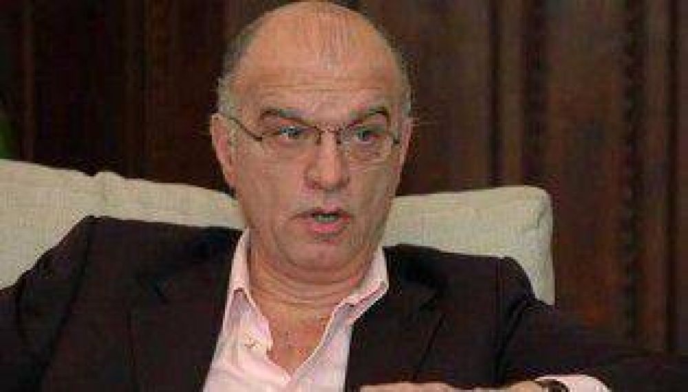 Grindetti desafi� a D�az P�rez