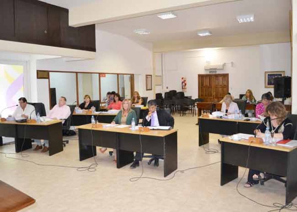 Por mayor�a, el Concejo aprob� el aumento del boleto de colectivo