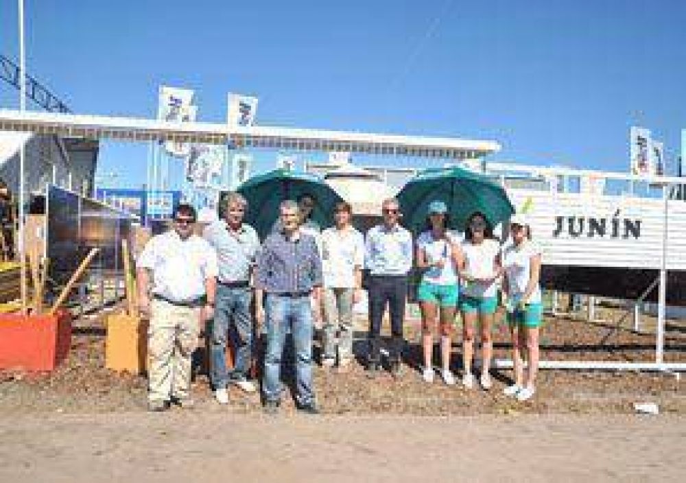 Jun�n est� presente en Expoagro 2014