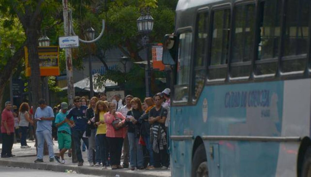 Protestas vecinales por el nuevo transporte