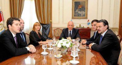 "El tema del combate al narcotr�fico es la prioridad"
