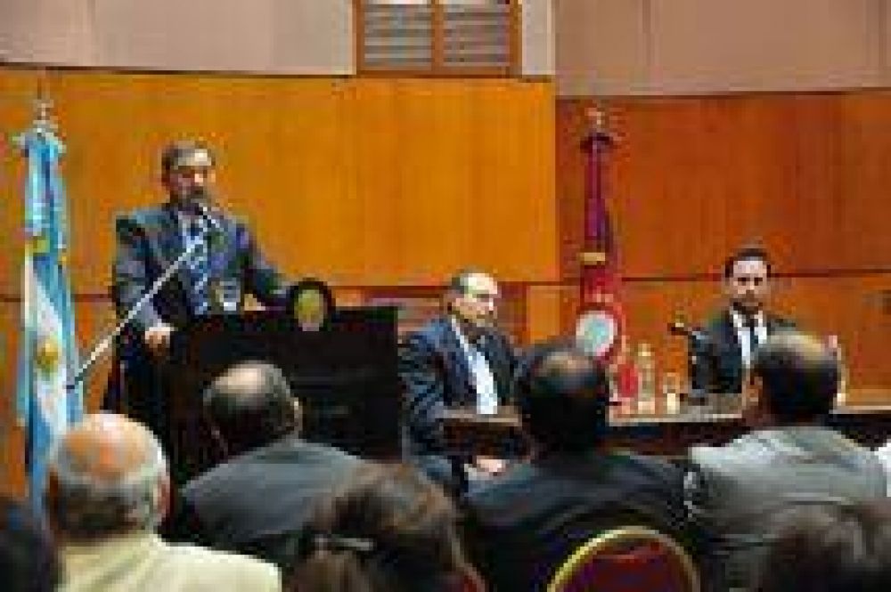 �Trabajar en la regularizaci�n dominial es una premisa de mi gesti�n�, dijo el Intendente Miguel Isa