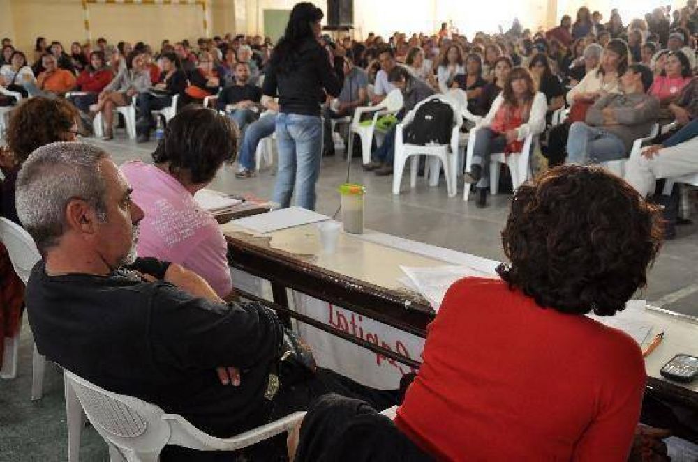 Aten Capital defini� proponer tres d�as de paro