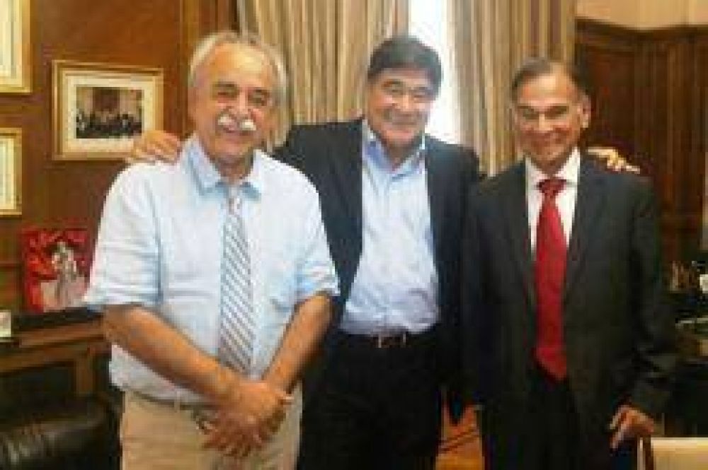 Zannini y Follonier se reunieron con el secretario General de la Unasur