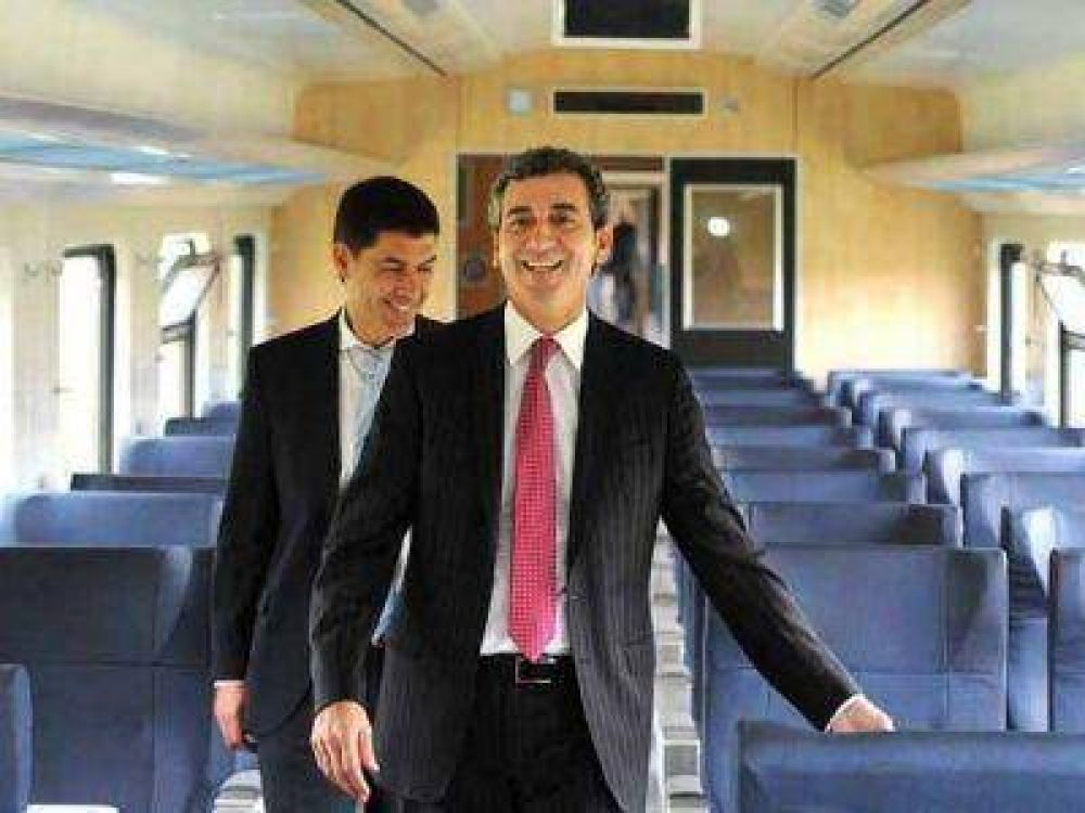 Randazzo estim� que a partir del pr�ximo a�o circular�n nuevos trenes a Mar del Plata y Rosario