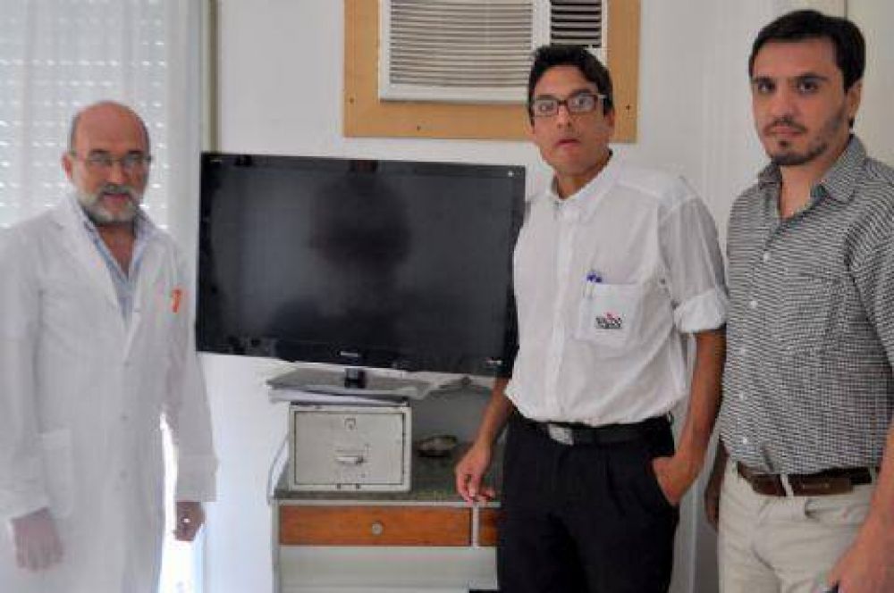 Hemoterapia del hospital recibe donaci�n de empresa de electrodom�sticos