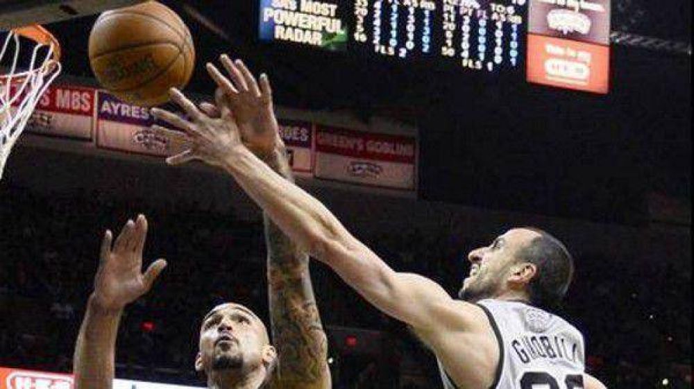 Gin�bili aport� 7 puntos en la contundente victoria de los Spurs sobre Los Lakers