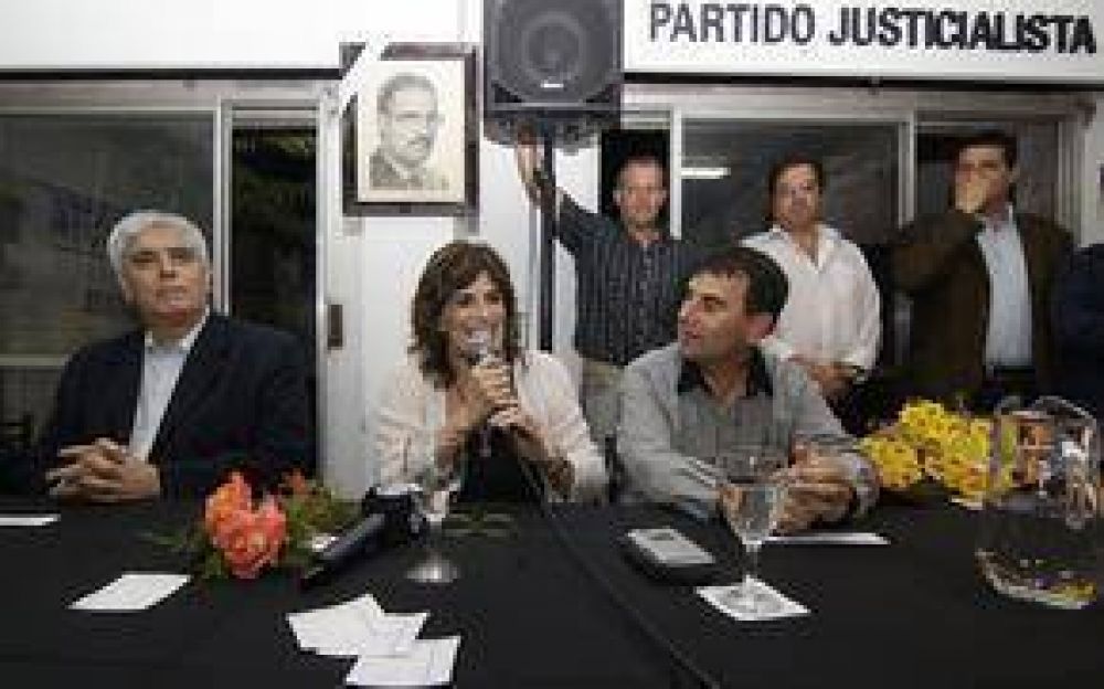 La diputada Gloria Bidegain asumi� como Presidenta del Partido Justicialista