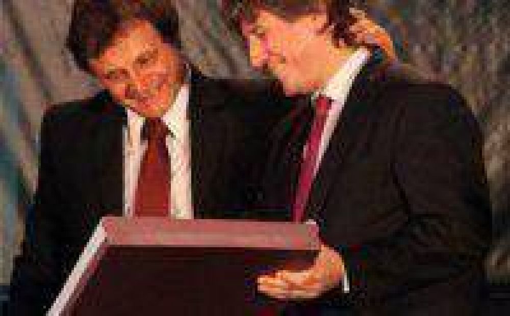 Es una verg�enza que Boudou sea vecino destacado de Mar del Plata