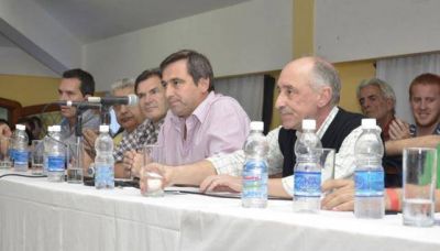 Mestre insiste en el �fin de ciclo� de De la Sota